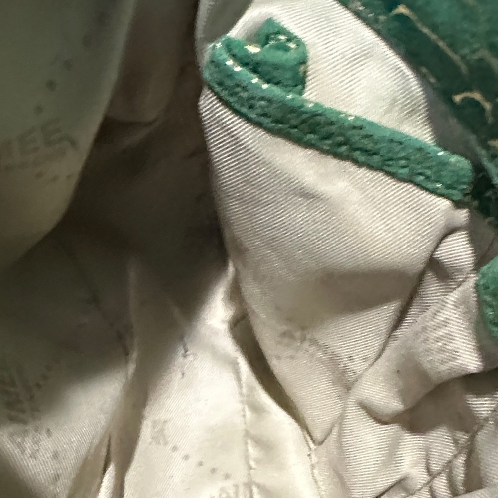 Aimee Kestenberg Green Gold Snakeskin Textured Leather Shoulder Bag Zippers EUC - Picture 13 of 13